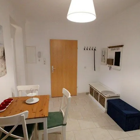 Corina In Melk! Zentrumnah! * Melk