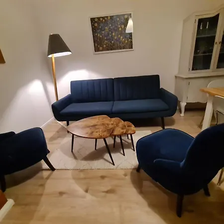 Corina In Melk! Zentrumnah! Melk