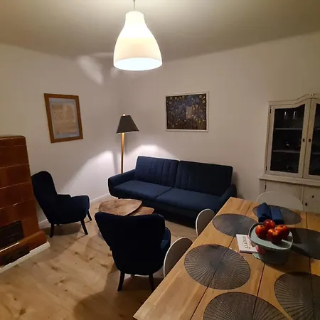 Corina In Melk! Zentrumnah! *