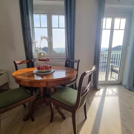 Corina In Melk! Zentrumnah! Melk