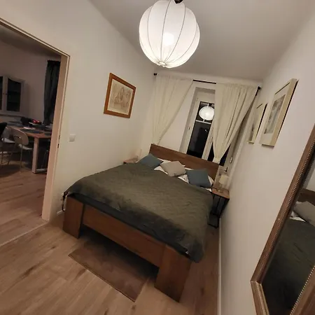 Melk- Wachau 5 Mit Balkons Mit Bis 3 Zimmern Und Bis 6 Personen Melk