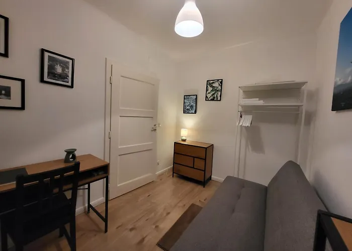 Corina In Melk! Zentrumnah! *