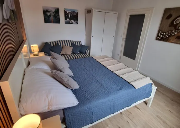 Corina In Melk! Zentrumnah!