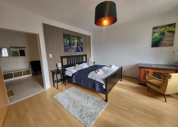 Corina In Melk! Zentrumnah! *